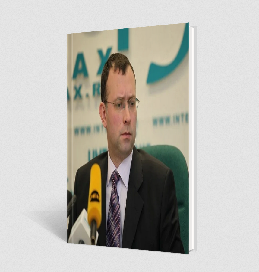 Александр Васильев